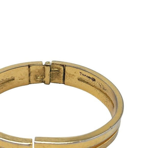Crown Trifari Gold Tone Bangle Bracelet Mid Century Modern READ ME - Picture 5 of 6